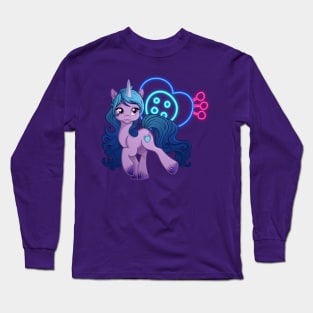 My Little Pony A New Generation Izzy Moonbow Long Sleeve T-Shirt